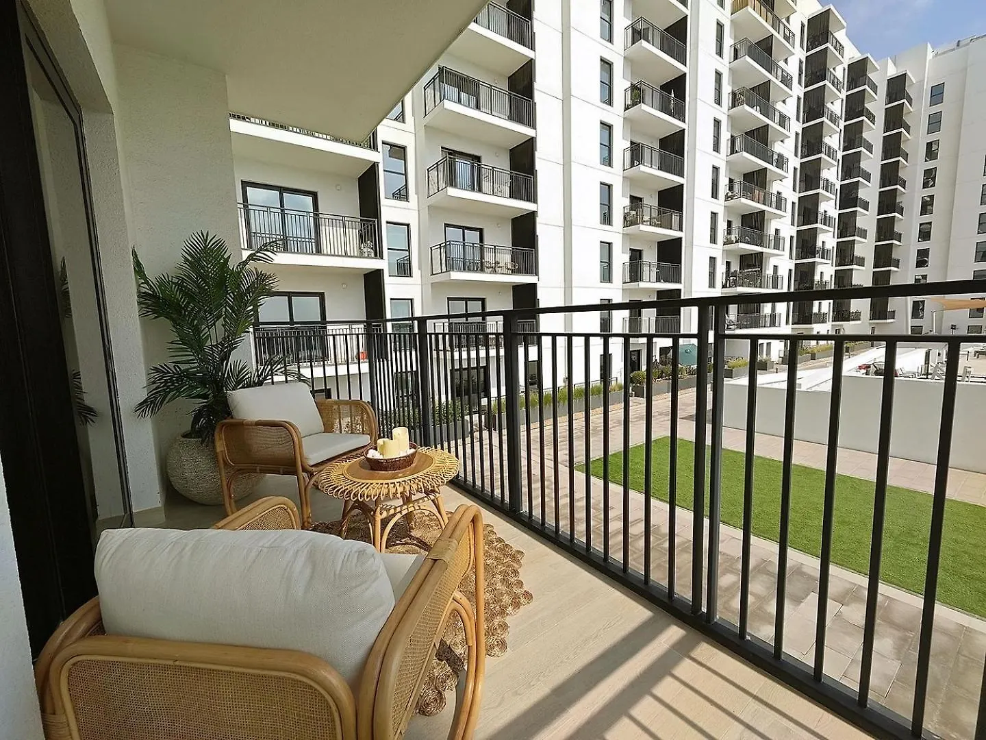 Two Bedroom Apartment By Otolo Homes With Free Yas Theme Park Tickets Абу-Даби